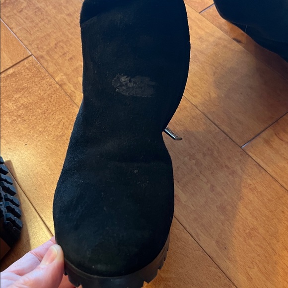 Black suede and shearling lined knee high boots with heels - Picture 4 of 16